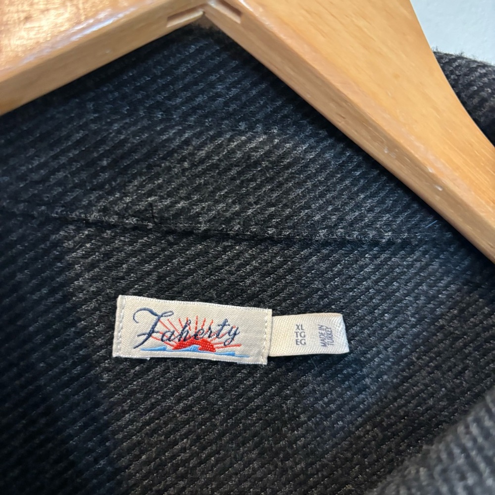 Faherty Legend Button Down Sweatshirt Soft Stretc… - image 2